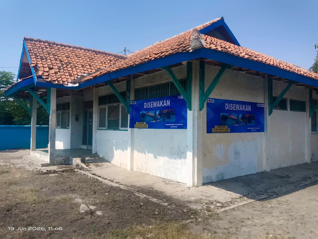 Eks Rumah Dinas Kelautan dan Perikanan Pelabuhan Perikanan Pantai Asemdoyong  di Kabupaten Pemalang